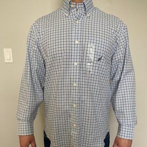 Almost New Beautiful Nautica Men Shirt